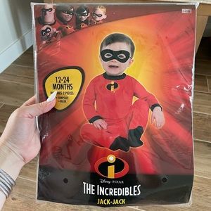 BRAND NEW HALLOWEEN COSTUME